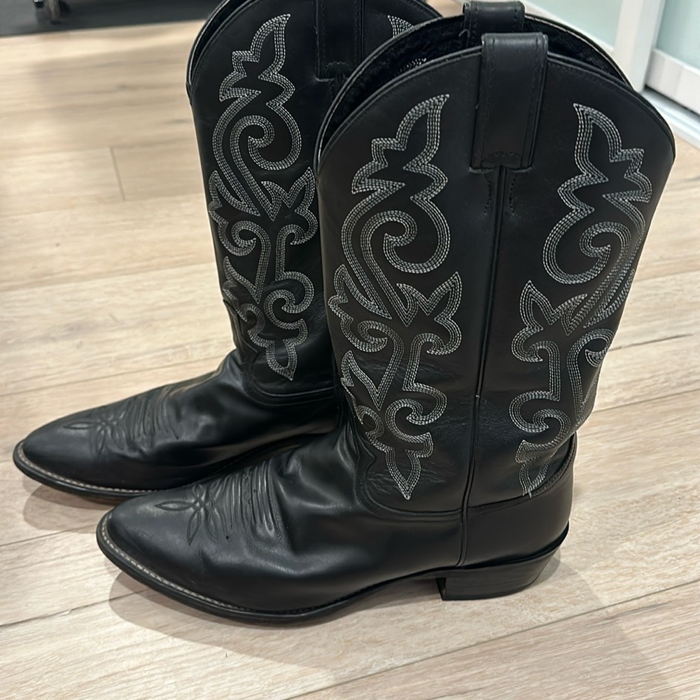 Justin cowboy boots